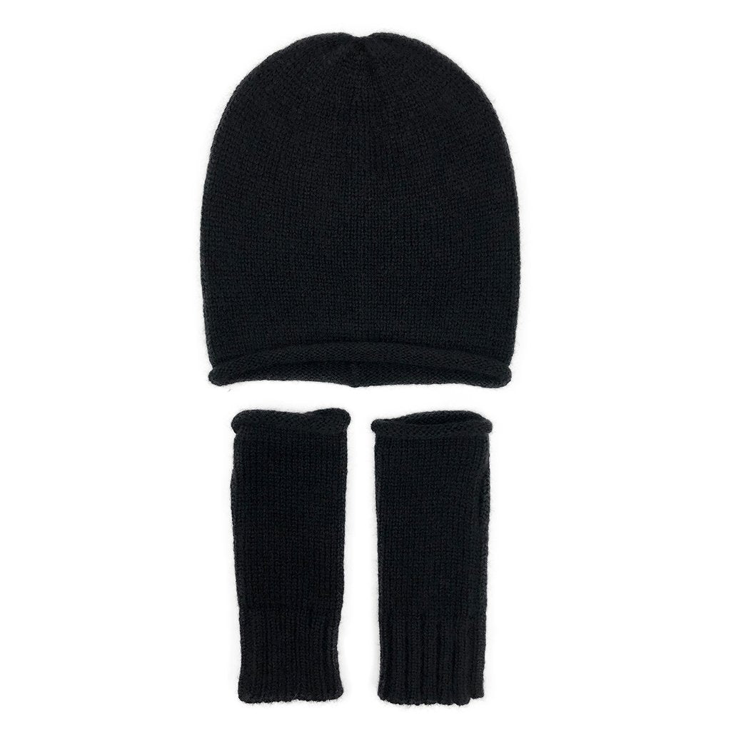 Essential Knit Alpaca Beanie in Black