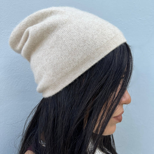 Reversible Cashmere Beanie in Coffee + Cream