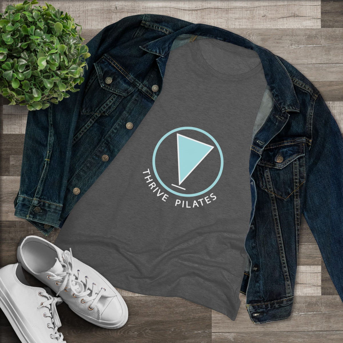 Thrive SS Tee in black and navy