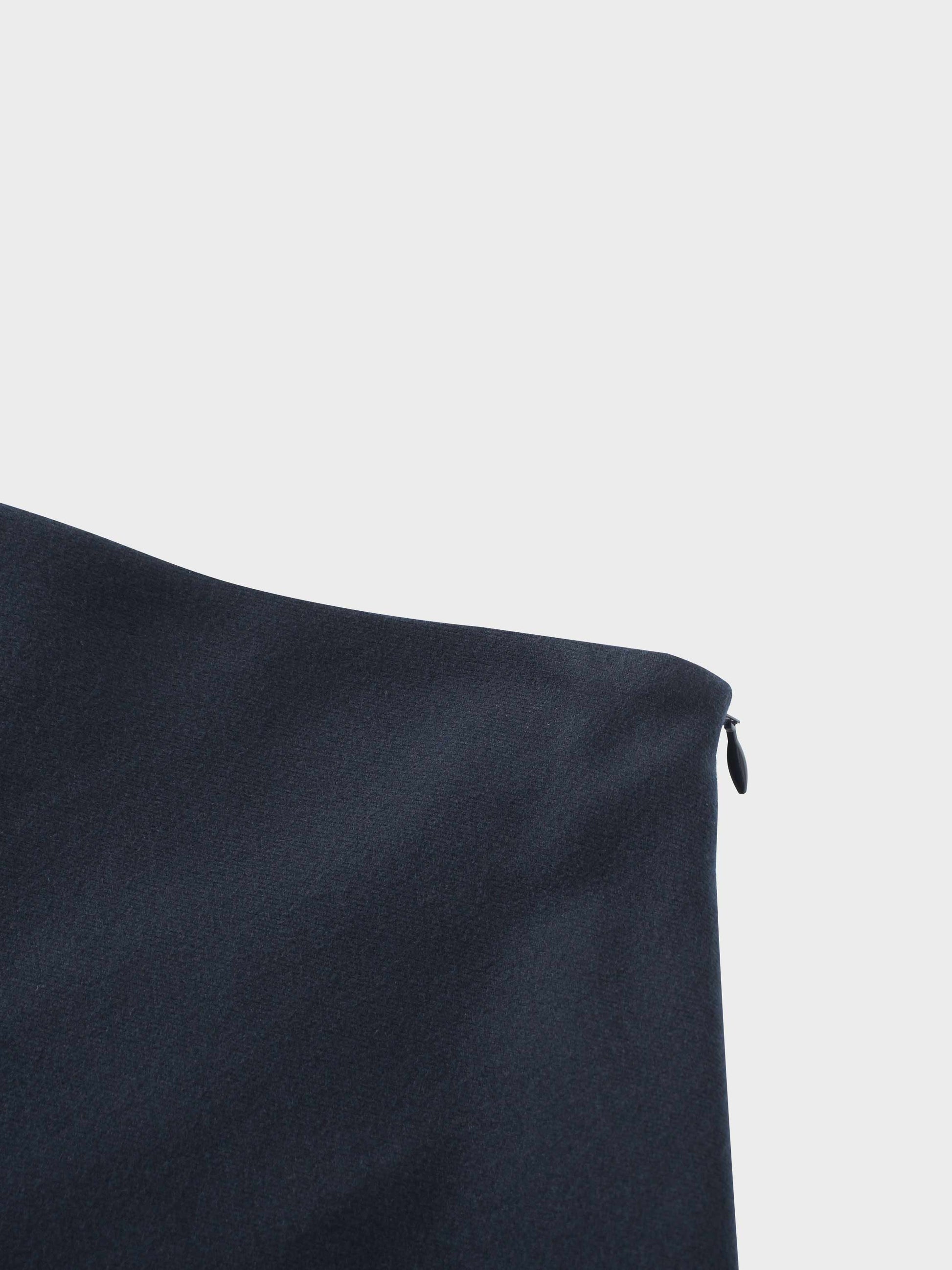 Basic A-Line Seamed Maxi Skirt-Navy-3