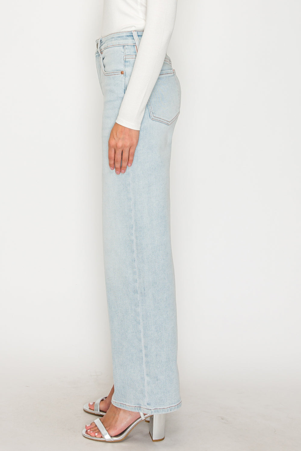 The Turin Jean - High Rise Straight with Tummy Control by Artemis Vintage in light wash
