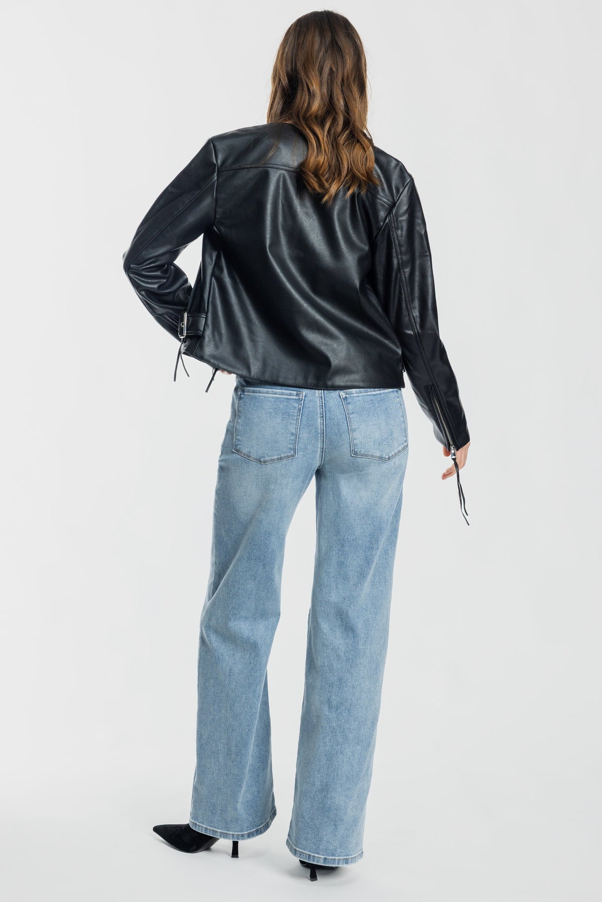 The Rosalie Jean - Mid Rise Wide Leg by Enjean in multiple washes