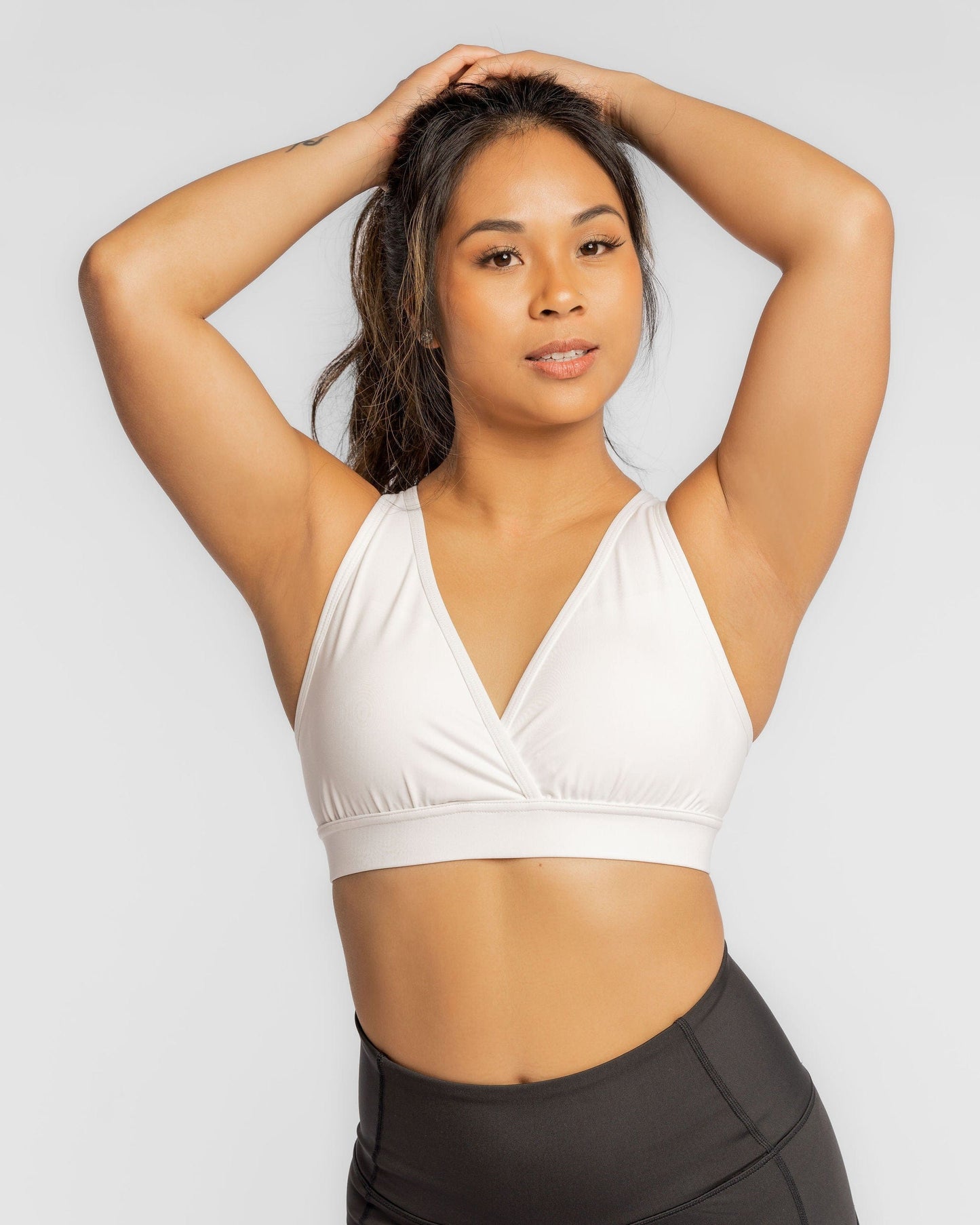 FaV Bra – No Headlights White-3