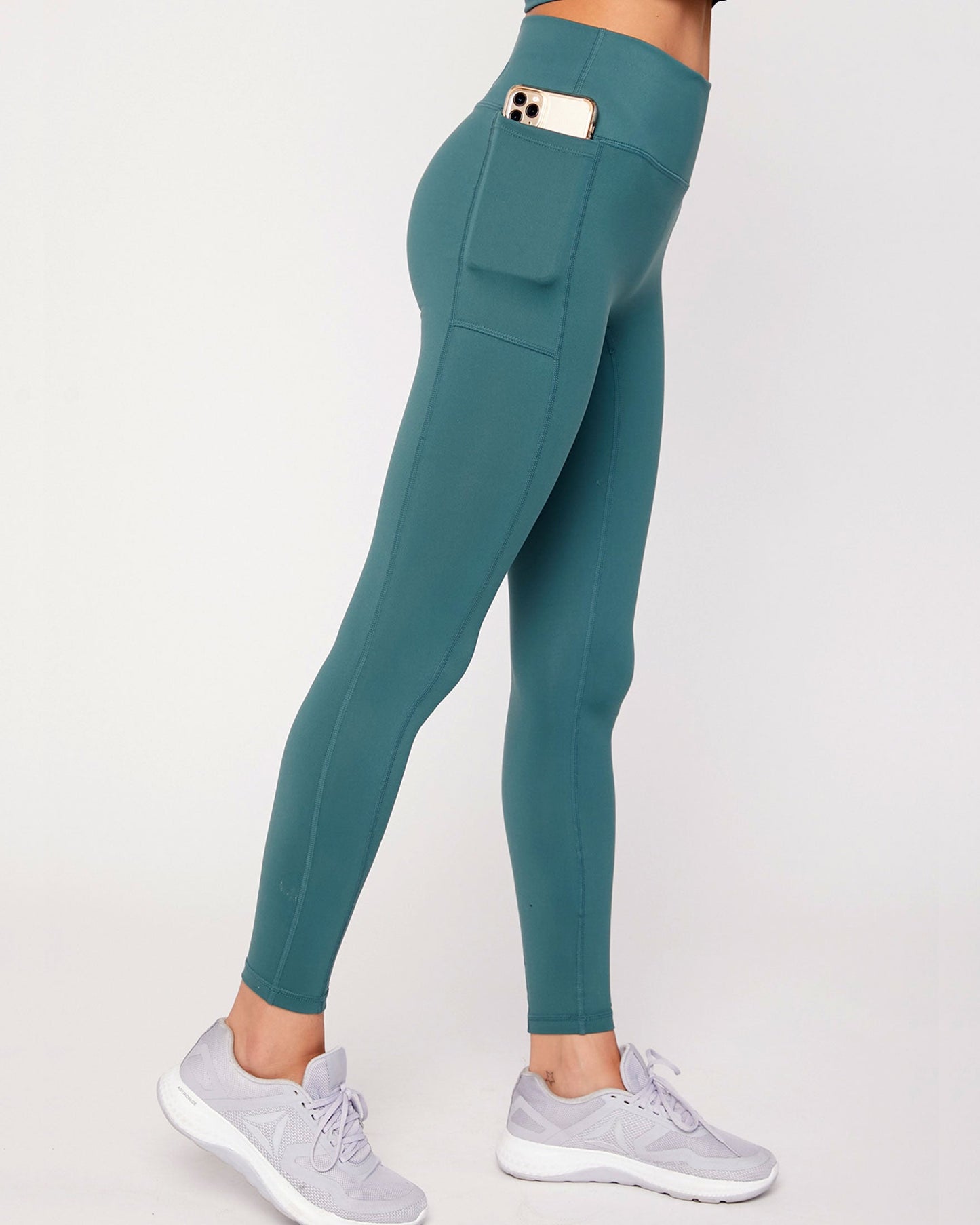 Explore Pocket Legging 26" in multiple colors