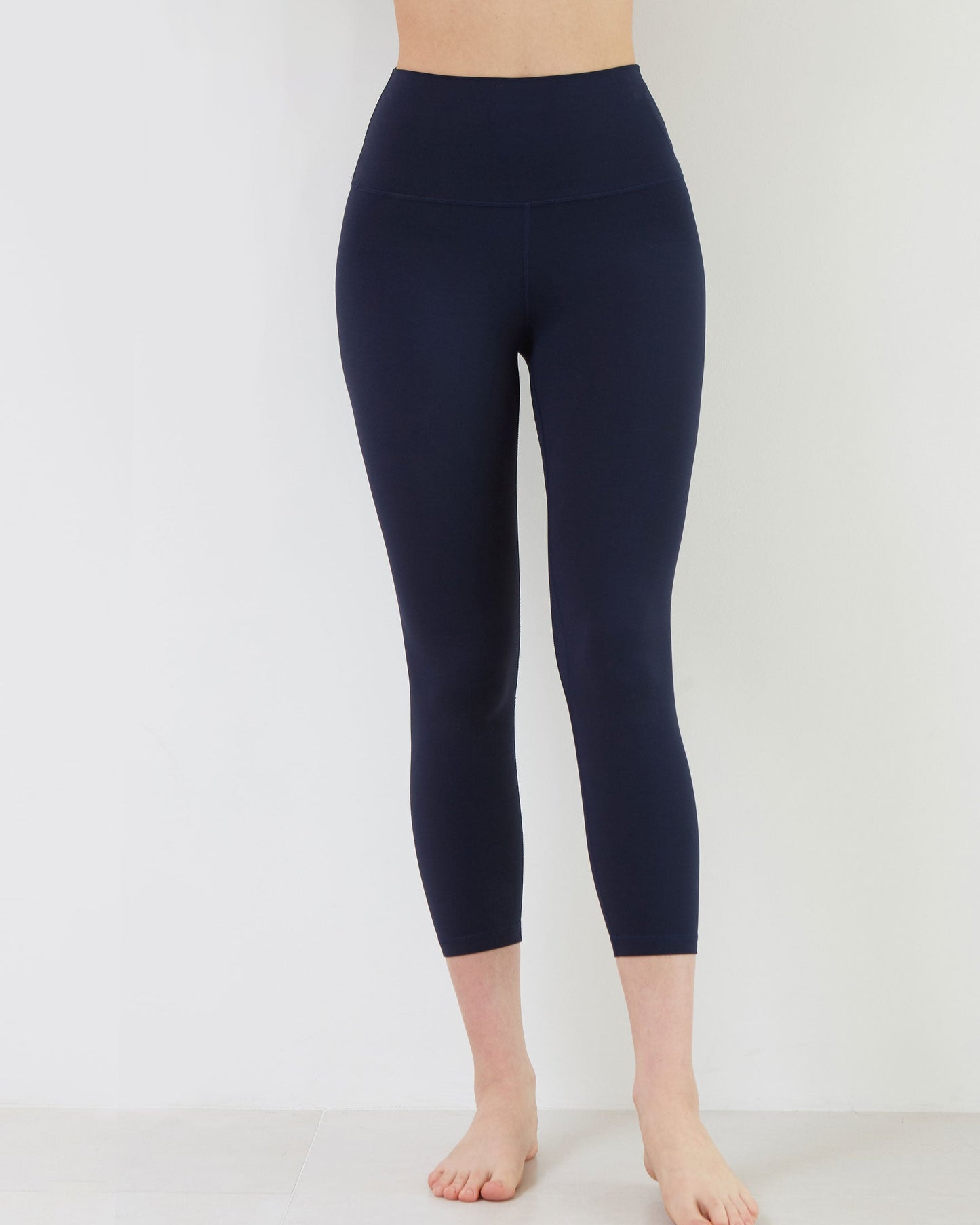 Compass Capri Leggings 21" in multiple colors