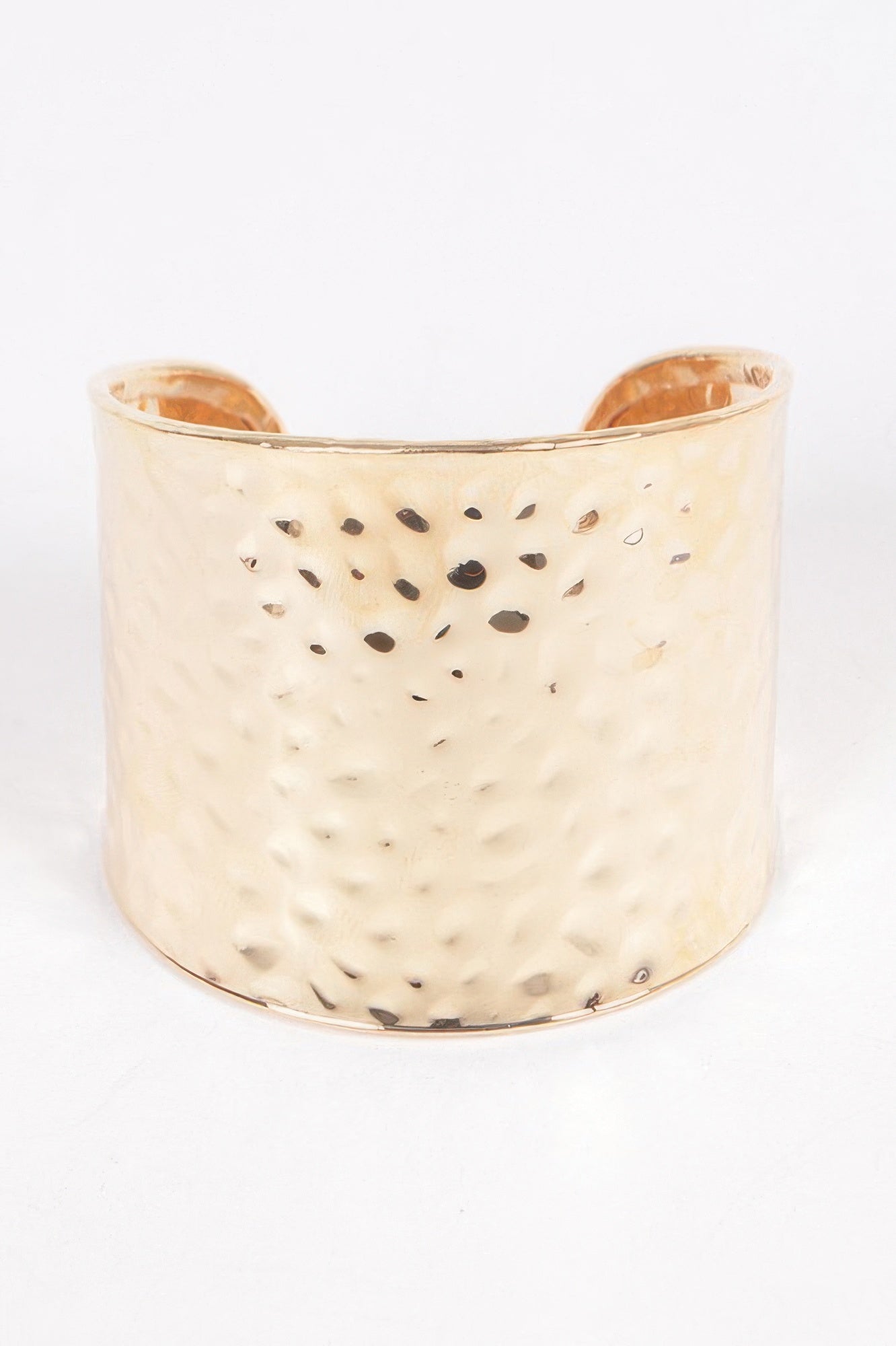 Hammered Cuff in gold and silver