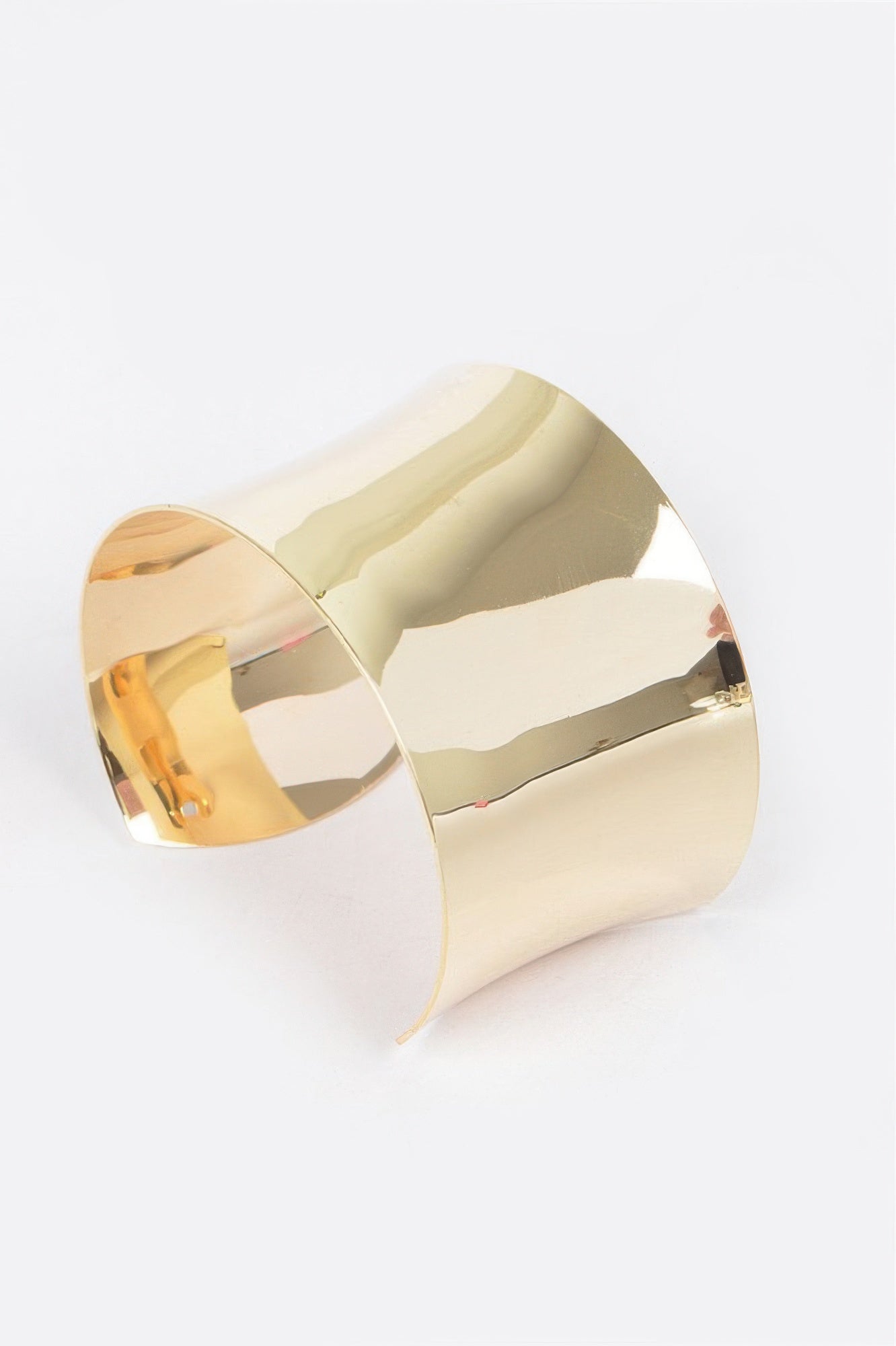 Metal Cuff in gold and silver