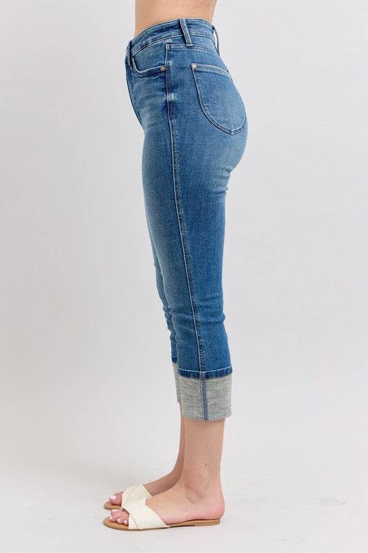 The Naomi Jean - Skinny Cuff Capris Jeans by Judy Blue