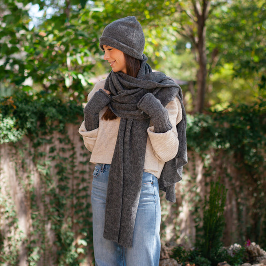 Essential Knit Alpaca Beanie in Charcoal