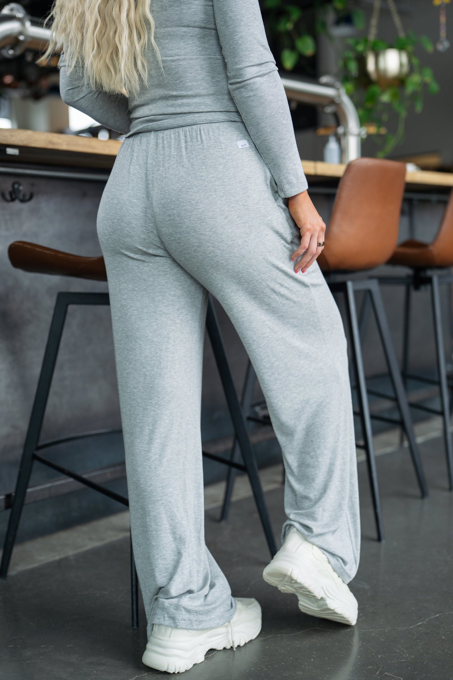 calm FEATHER-SOFT lounge pant in multiple colors