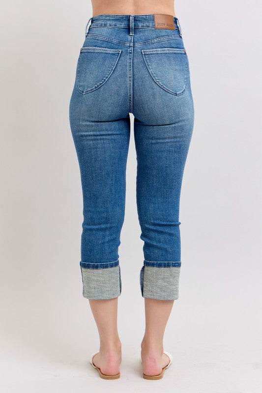 The Naomi Jean - Skinny Cuff Capris Jeans by Judy Blue