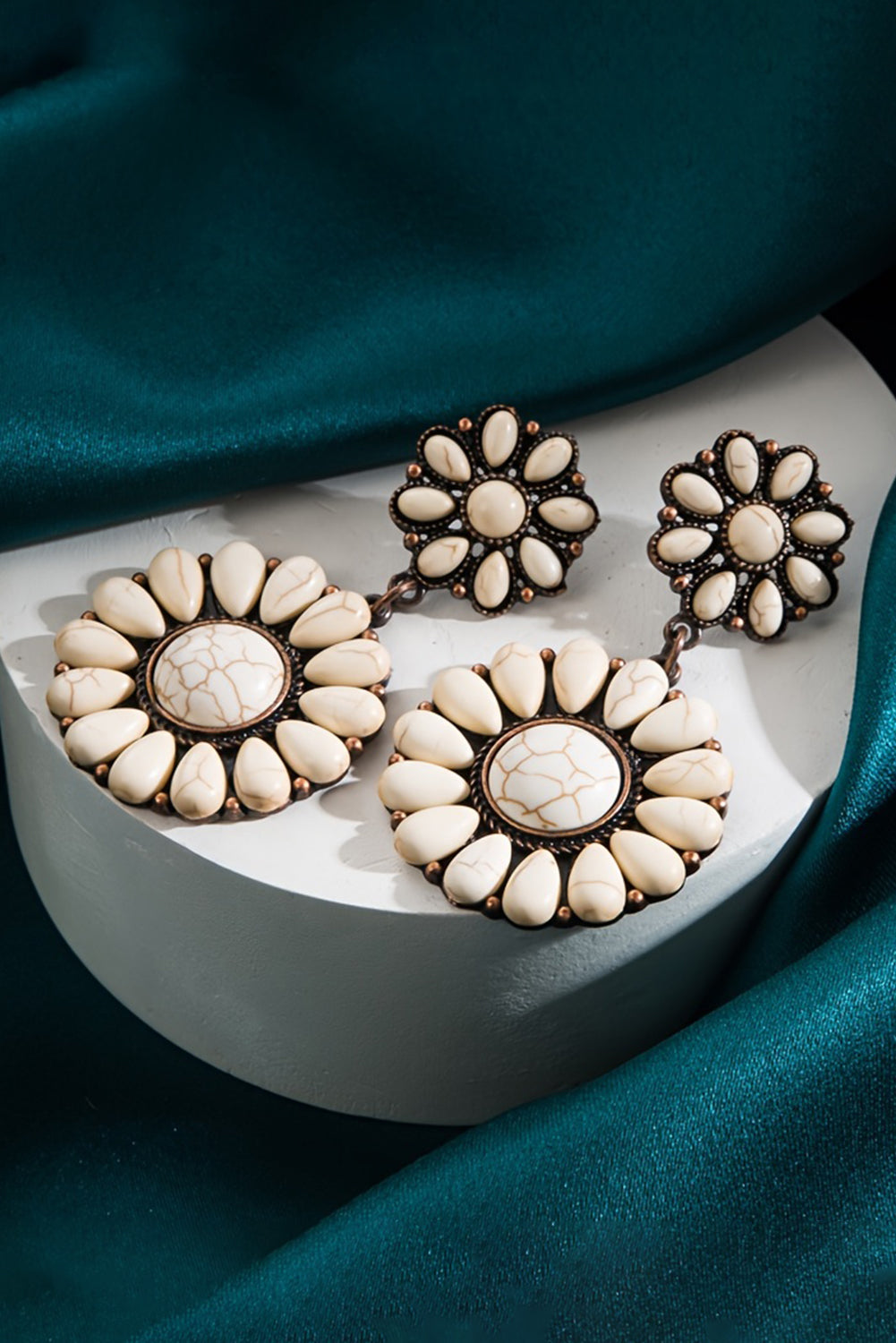 Daniela Flower Dangle Earrings