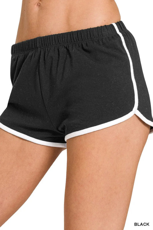 Dolphin Shorts in black