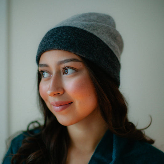 Reversible Cashmere Beanie in Charcoal + Ash