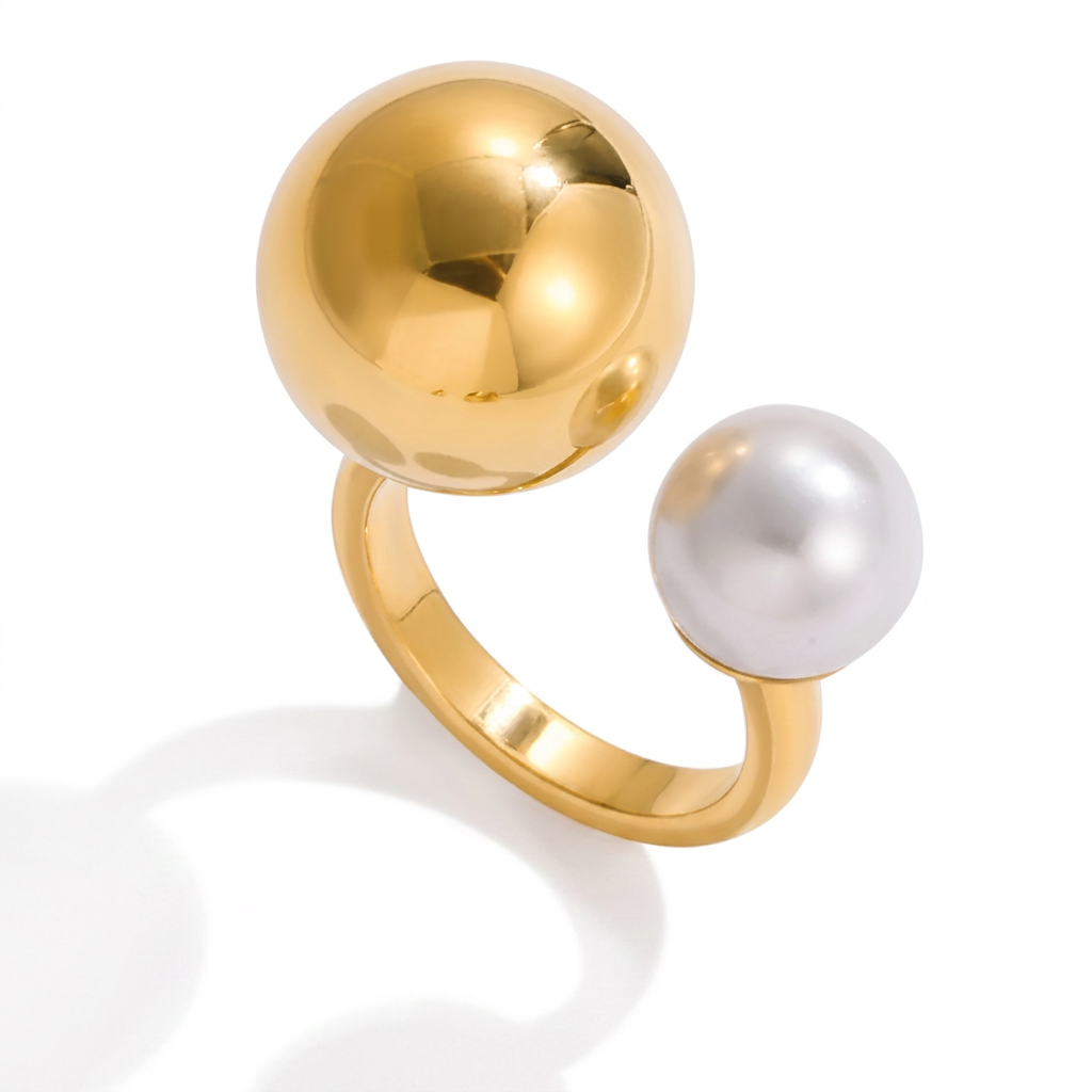 Gold & Pearl Ring
