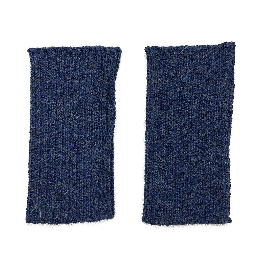 Minimalist Alpaca Gloves in Navy