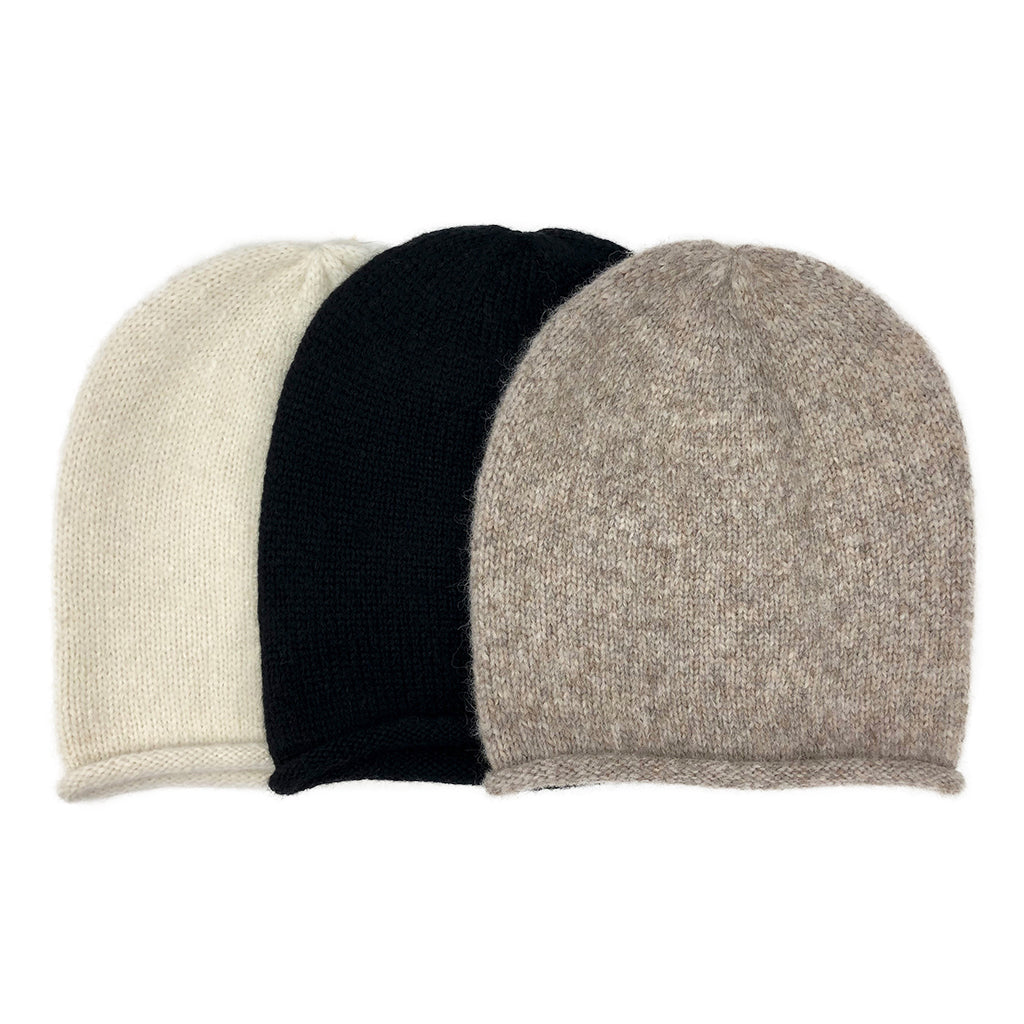 Essential Knit Alpaca Beanie in Black